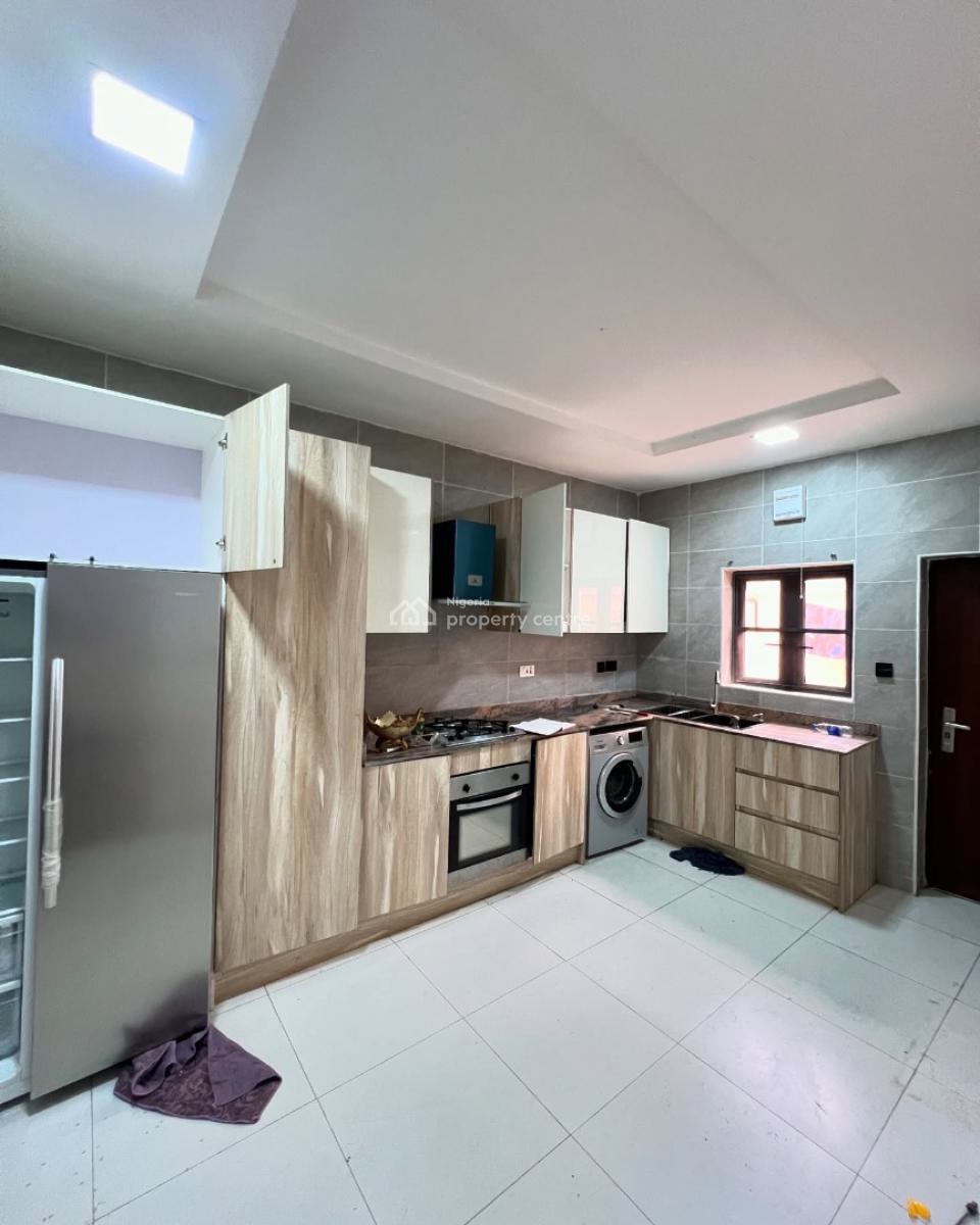 Lovely 4 Bedroom Terrace Duplex with Bq and Swimming Pool, Lekki Phase 1, Lekki Phase 1, Lekki, Lagos, Terraced Duplex for Rent