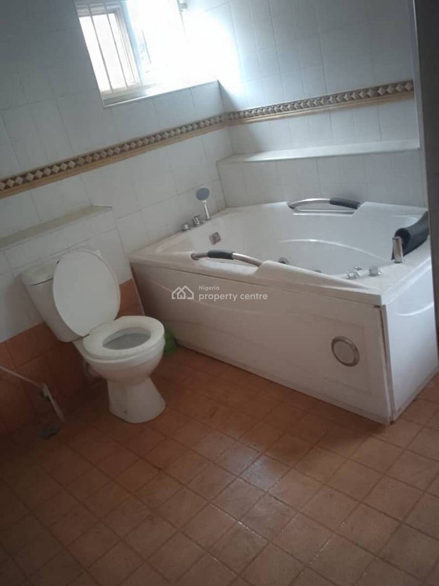 Units of Commercial 5 Bedroom Duplex, Lekki Phase 1, Lekki, Lagos, Semi-detached Duplex for Rent