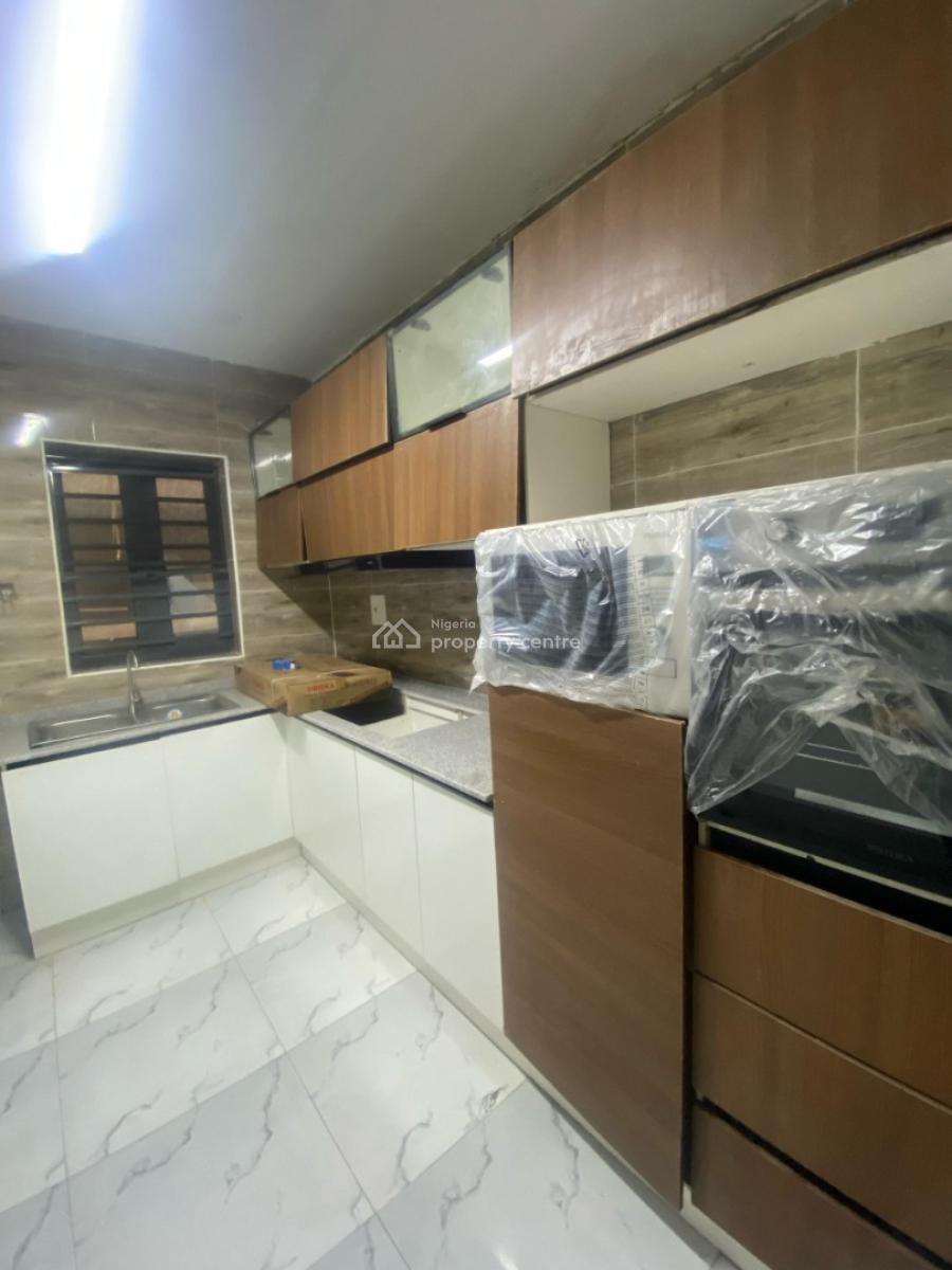 Luxurious 4 Bedroom Terrace with Swimming, Chevron, Lekki, Lagos, Terraced Duplex for Sale