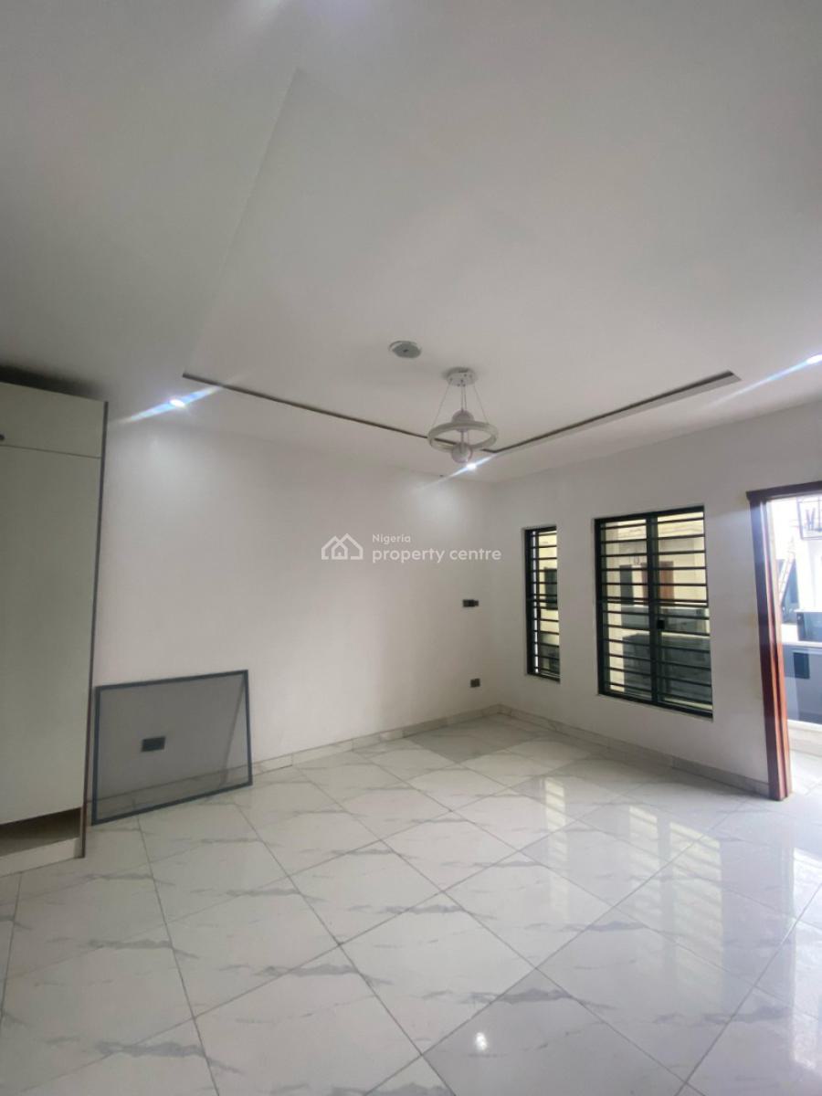 Luxurious 4 Bedroom Terrace with Swimming, Chevron, Lekki, Lagos, Terraced Duplex for Sale