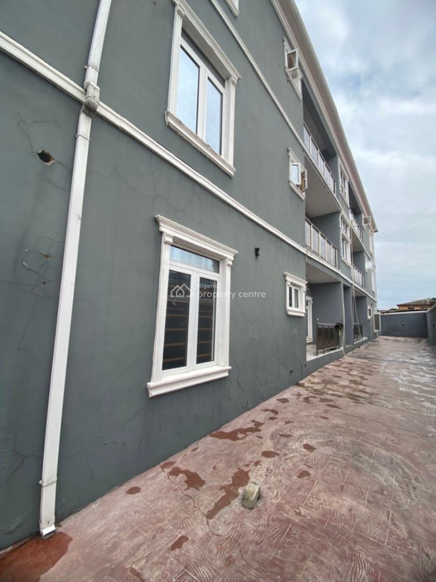 Just in! Spacious and All En Suite, Behind Shoprite, Sangotedo, Ajah, Lagos, Flat / Apartment for Rent