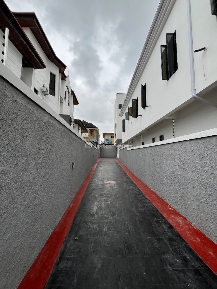 Deluxe 4 Bedroom Semi Detached Duplex with Bq, Omole Phase 2, Ikeja, Lagos, Semi-detached Duplex for Rent