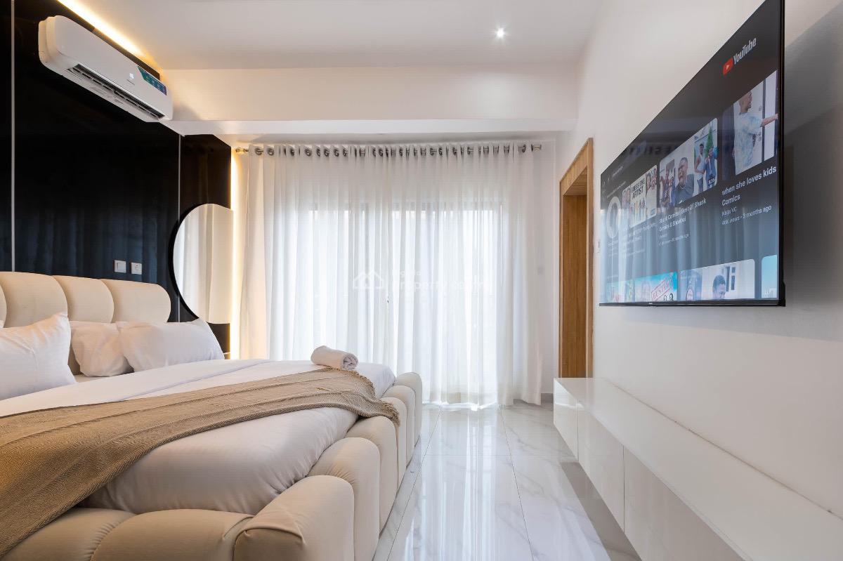 Luxury 2 Bedroom with Ps5 & Snooker, Lekki Phase 1, Lekki, Lagos, Flat / Apartment Short Let