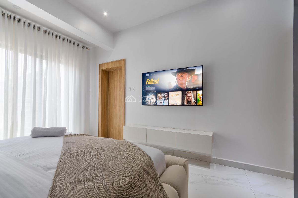 Luxury 2 Bedroom with Ps5 & Snooker, Lekki Phase 1, Lekki, Lagos, Flat / Apartment Short Let