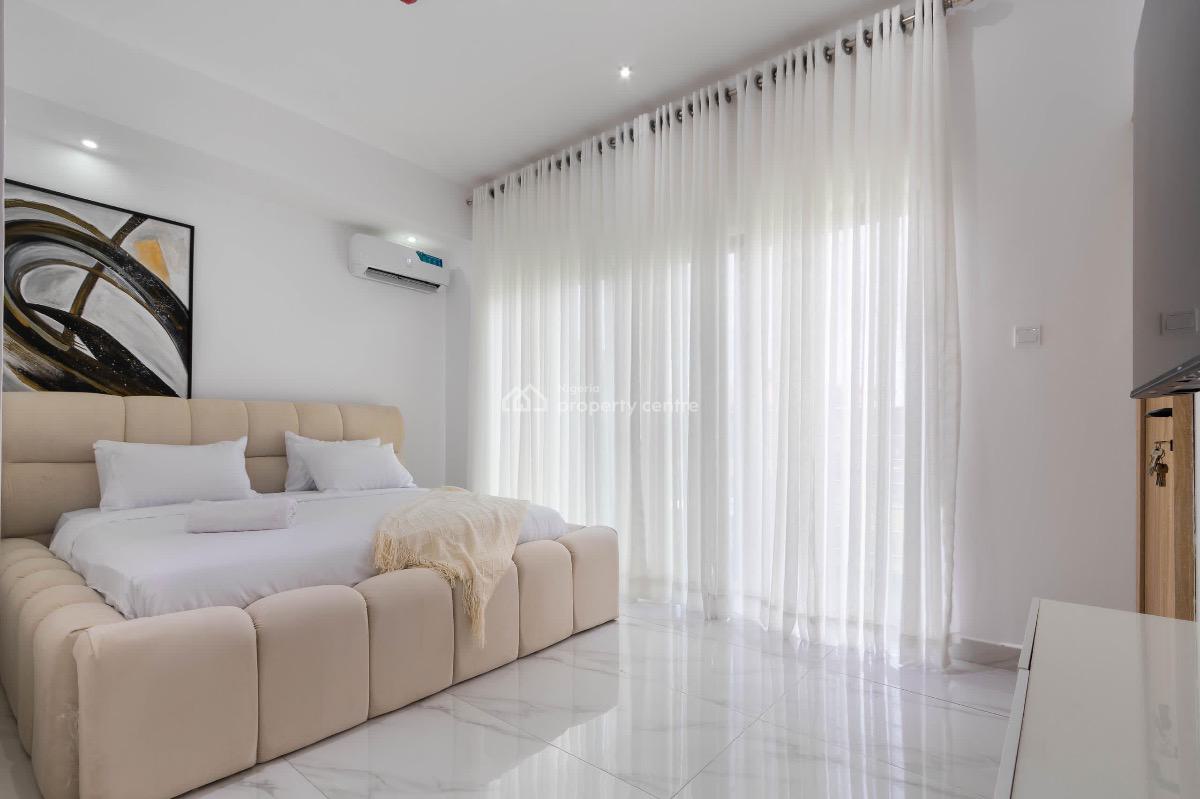 Luxury 2 Bedroom with Ps5 & Snooker, Lekki Phase 1, Lekki, Lagos, Flat / Apartment Short Let