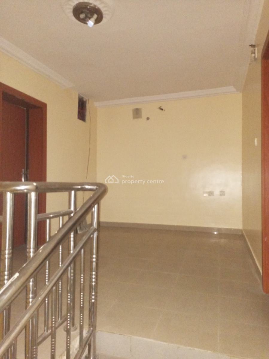 Luxury 3 Bedroom Duplex with Big Bq, Lekki Phase 1, Lekki, Lagos, Terraced Duplex for Rent