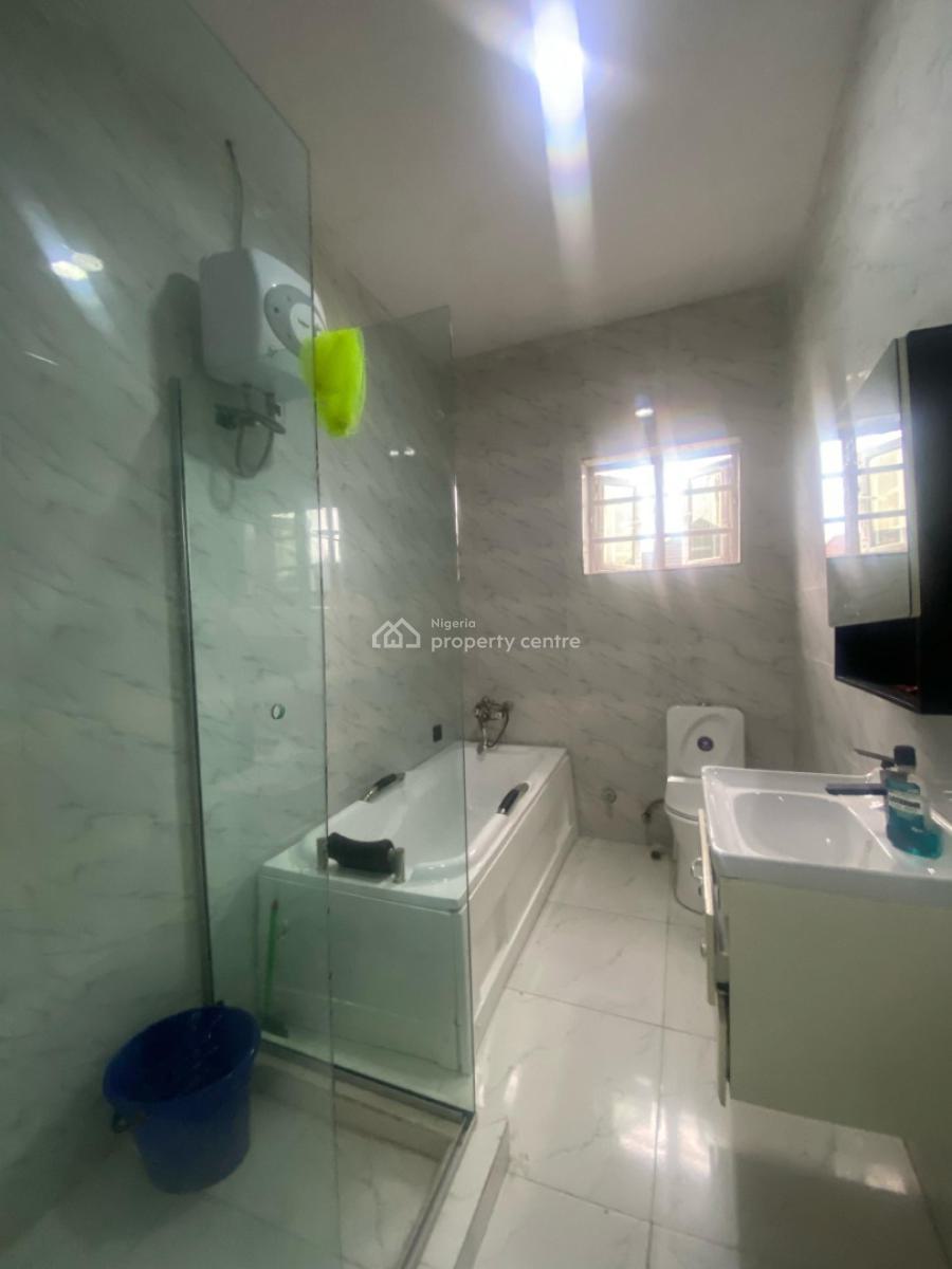 Well Maintained 4 Bedroom Semi-detached, Chervon, Lekki, Lagos, Semi-detached Duplex for Sale