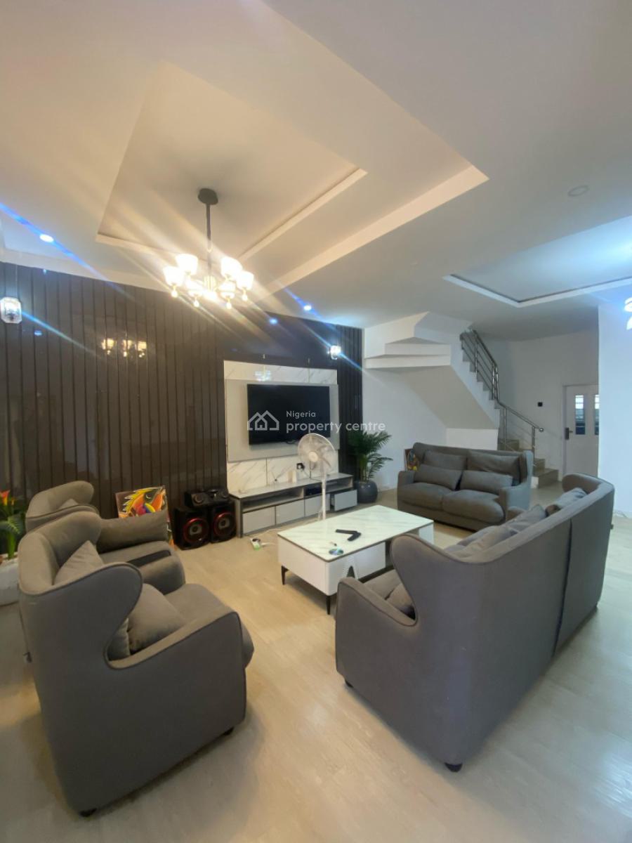 Well Maintained 4 Bedroom Semi-detached, Chervon, Lekki, Lagos, Semi-detached Duplex for Sale