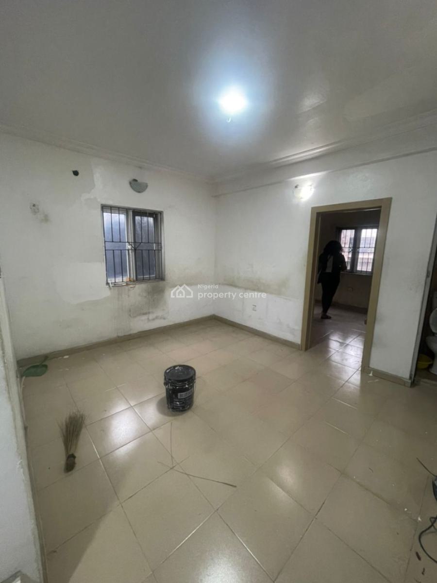 a Relatively New, Decent and Standard Miniflat, Upstairs with 2toilets, Palmgrove, Shomolu, Lagos, Mini Flat (room and Parlour) for Rent