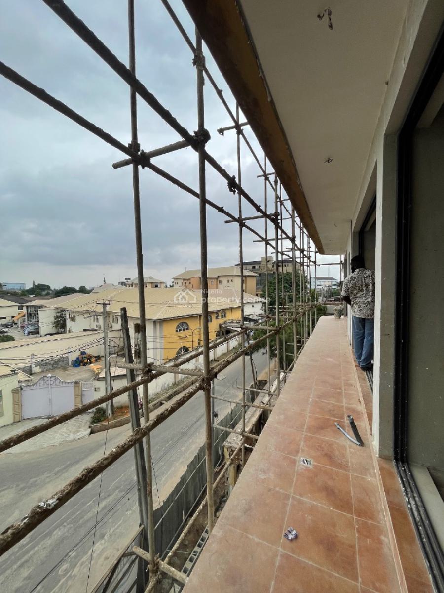 4 Bedroom Luxury Maisonette, Shonibare Estate, Maryland, Lagos, Semi-detached Duplex for Sale