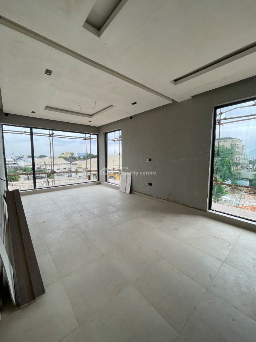 4 Bedroom Luxury Maisonette, Shonibare Estate, Maryland, Lagos, Semi-detached Duplex for Sale