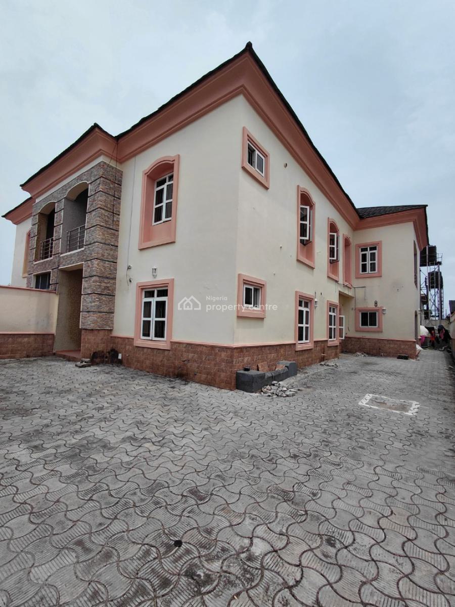 4 Bedroom Semi-detached Duplex with Bq, Lekki Phase 1, Lekki, Lagos, Semi-detached Duplex for Rent