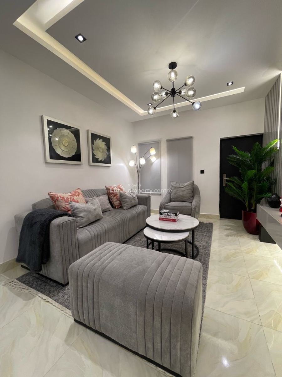 Luxury 2 Bedrooms with Ps5 and Outdoor Games, Ikeja, Lagos, Flat / Apartment Short Let