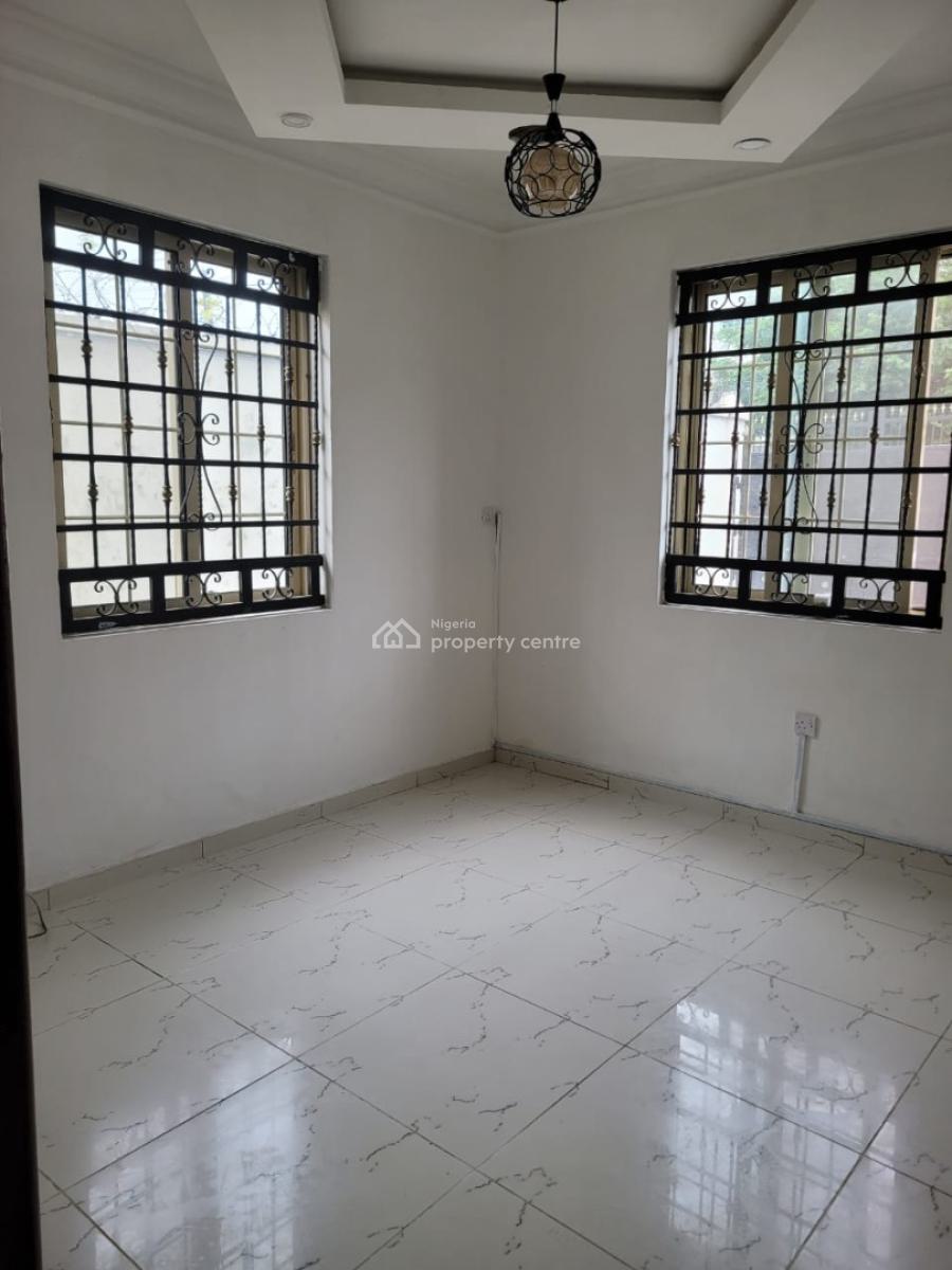 Lovely & Spacious Miniflat on Ground Floor, Lekki Phase 1, Lekki, Lagos, Mini Flat (room and Parlour) for Rent