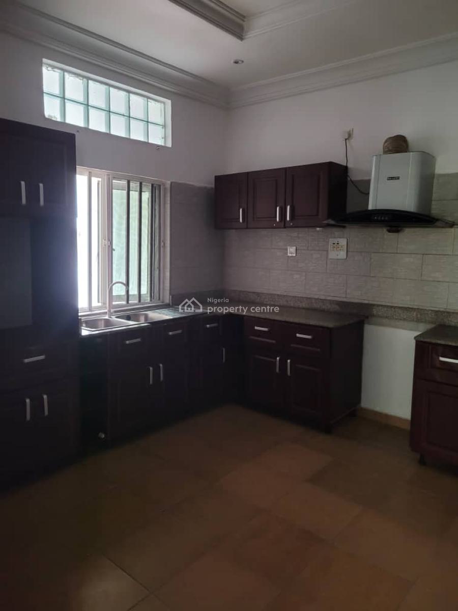 Very Spacious Miniflat on Ground Floor, Ikate, Lekki, Lagos, Mini Flat (room and Parlour) for Rent