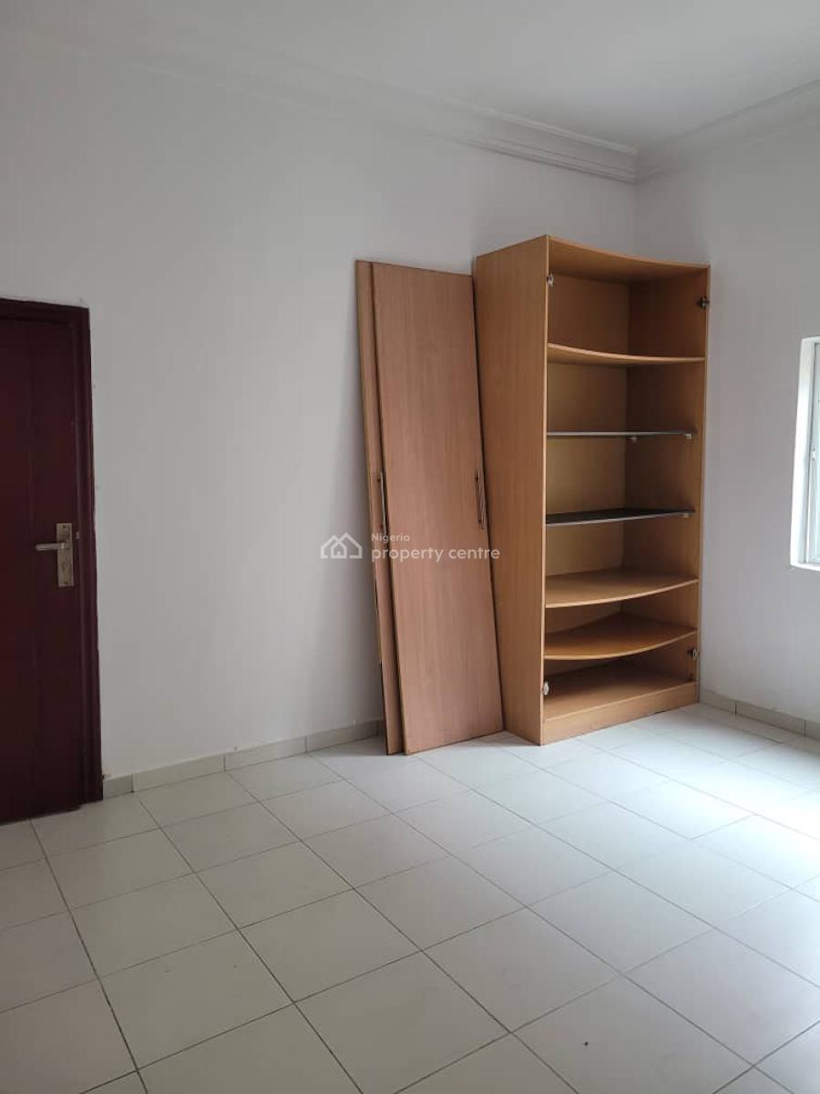 Very Spacious Miniflat on Ground Floor, Ikate, Lekki, Lagos, Mini Flat (room and Parlour) for Rent
