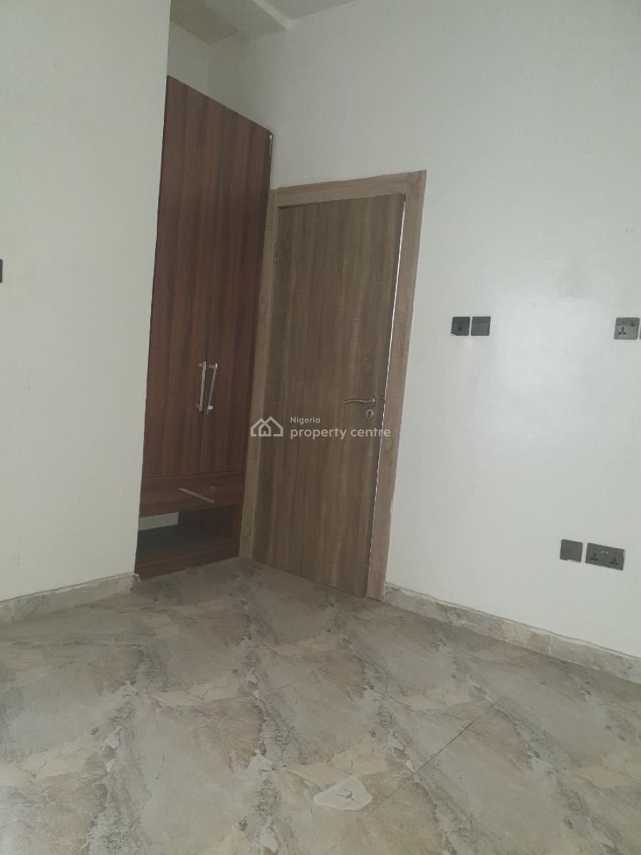 Spacious 2bedroom Flat, Agungi Estate Dominos Pizza Agungi, Lekki, Lagos, Flat / Apartment for Rent