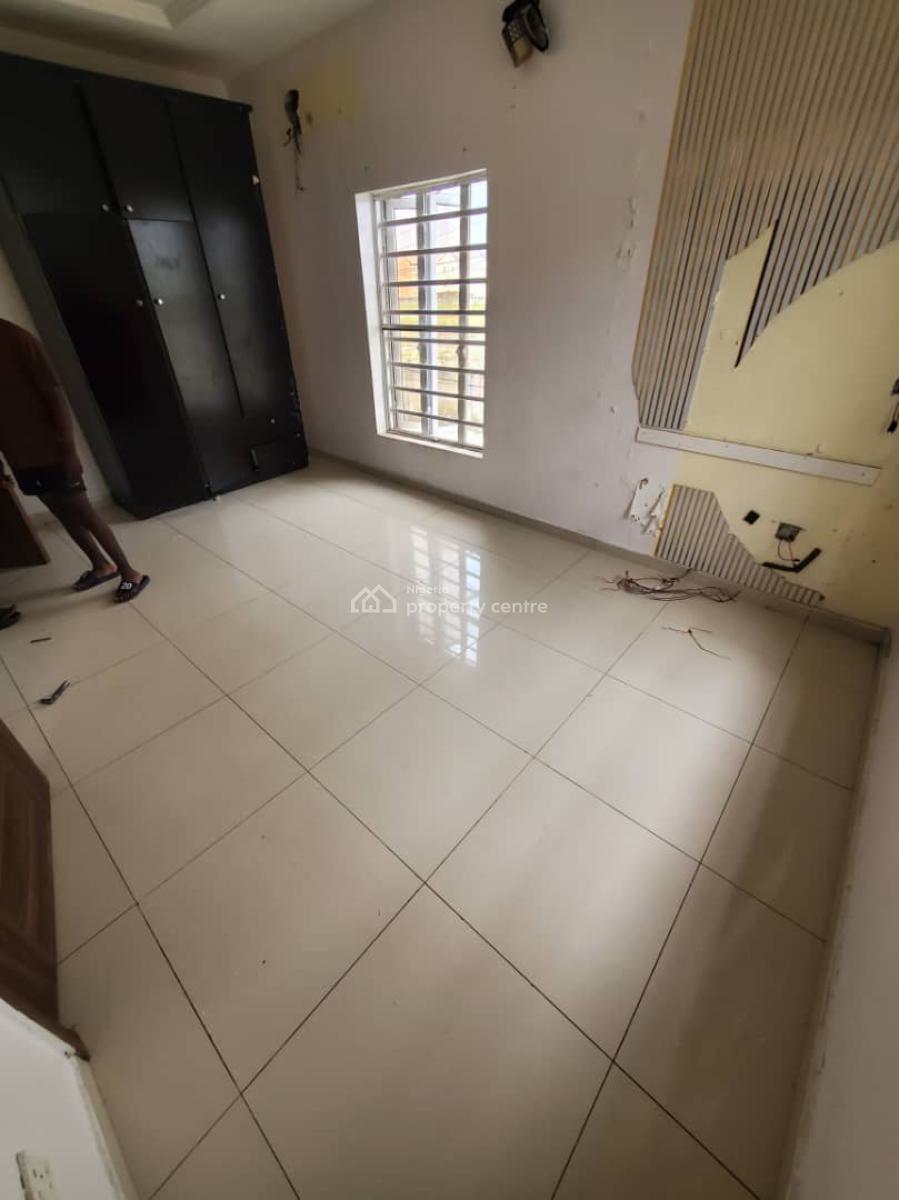 Spacious Room Self in a Shared Apartment, Orchid, Lekki, Lagos, Self Contain (single Rooms) for Rent