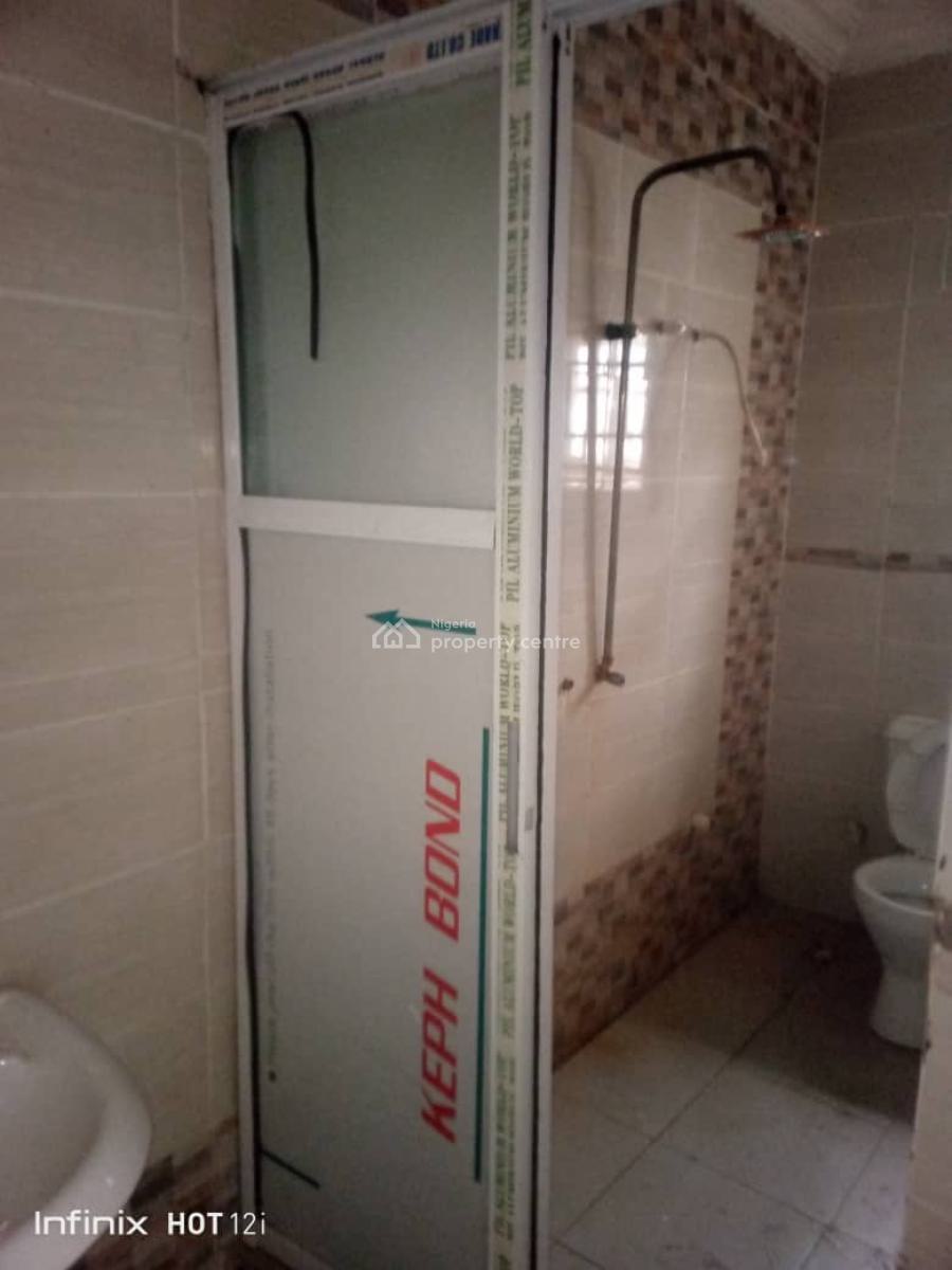 Standard 2bedroom Apartments, Royal Palm Estate Badore, Badore, Ajah, Lagos, Flat / Apartment for Rent