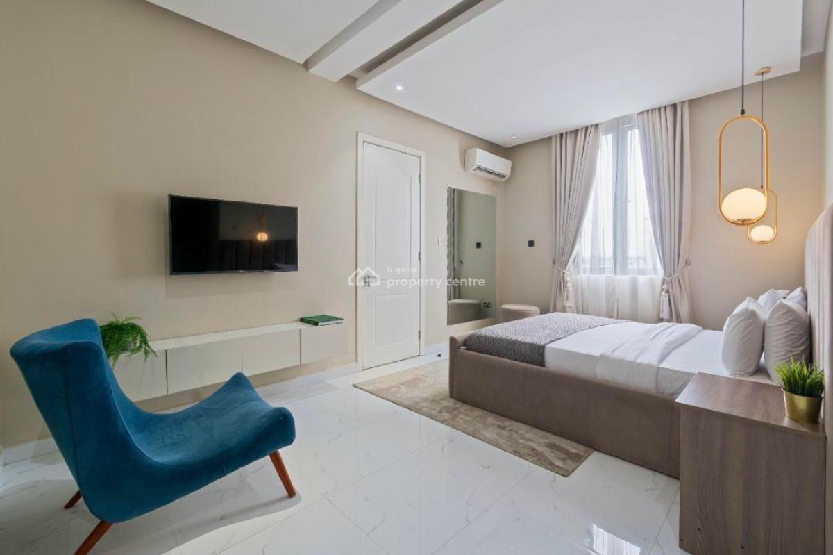 Rich & Minimalist 3 Bedrooms Serviced Apartment with Chef, Elevator, Pool, Banana Island Road, Ikoyi, Lagos, Flat / Apartment Short Let