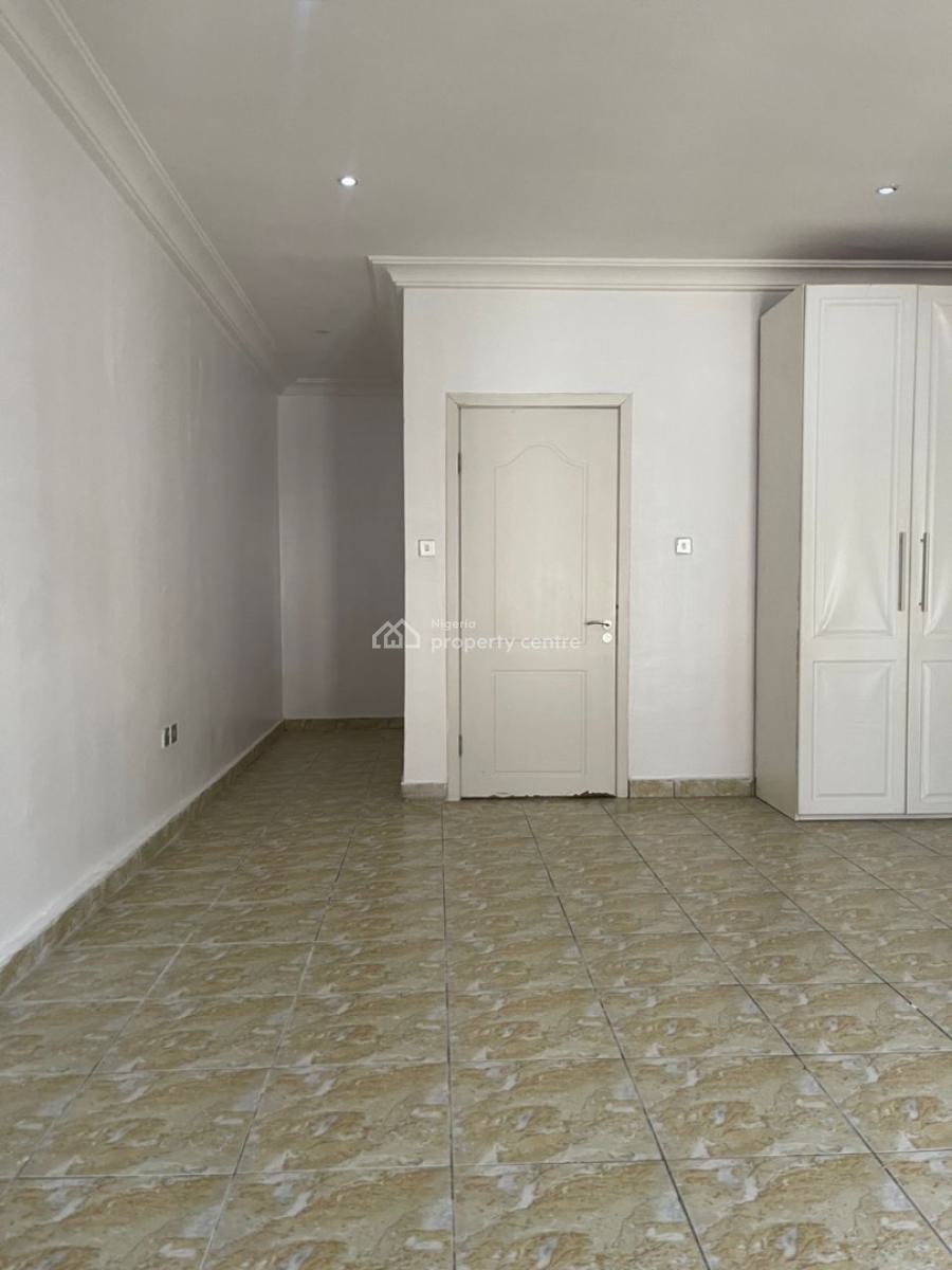 Sharp Masters Bedroom Available with Swimming Pool, Orchid Road, Lekki, Lagos, Self Contain (single Rooms) for Rent