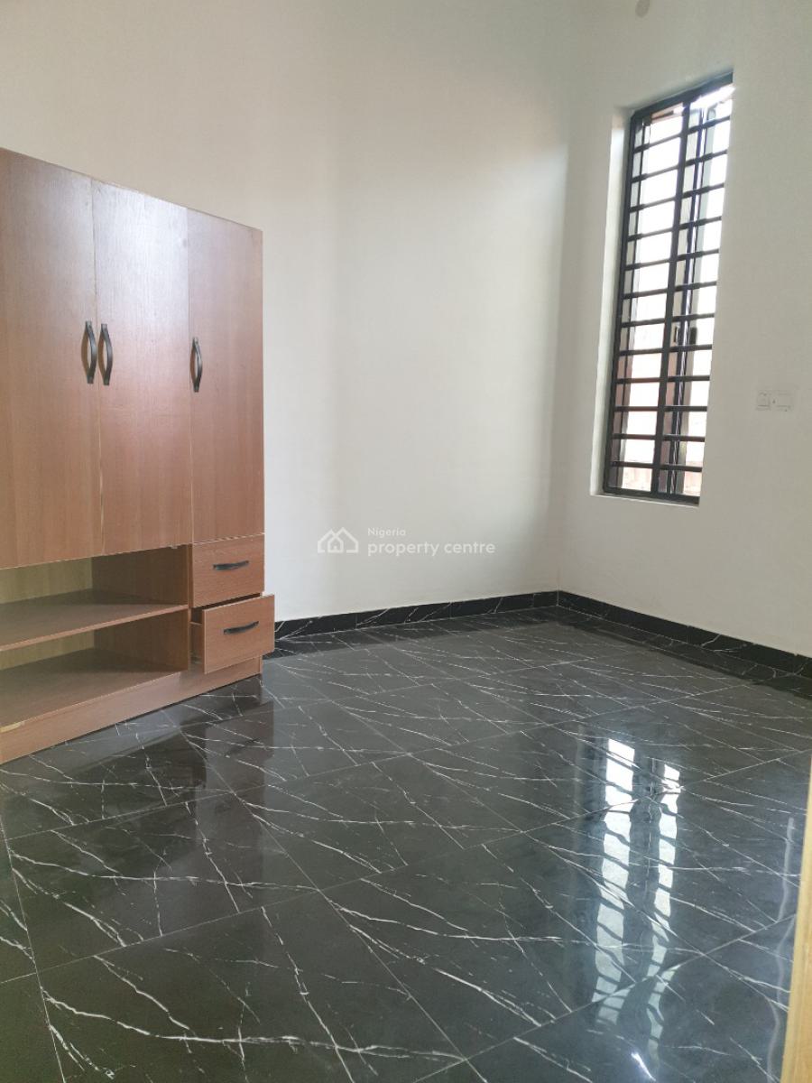 2bedroom Maisonette, Ologolo, Lekki, Lagos, Flat / Apartment for Rent