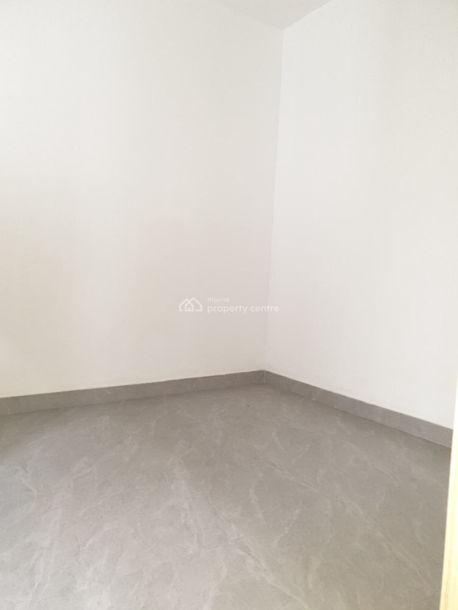 2bedroom Maisonette, Ologolo, Lekki, Lagos, Flat / Apartment for Rent