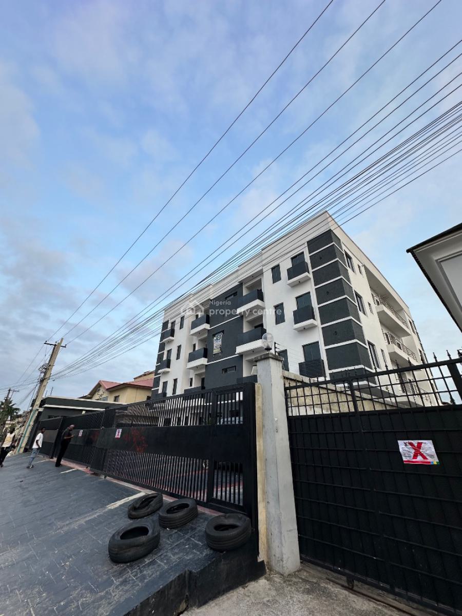 Brand New Luxury Spacious 2 Bedroom, Lekki Phase 1, Lekki, Lagos, Flat / Apartment for Sale