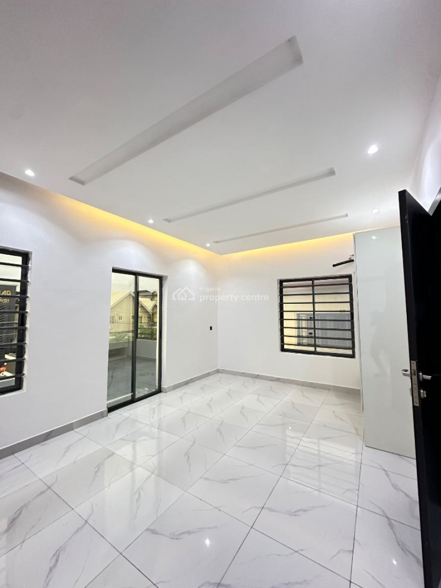 Brand New Luxury Spacious 2 Bedroom, Lekki Phase 1, Lekki, Lagos, Flat / Apartment for Sale
