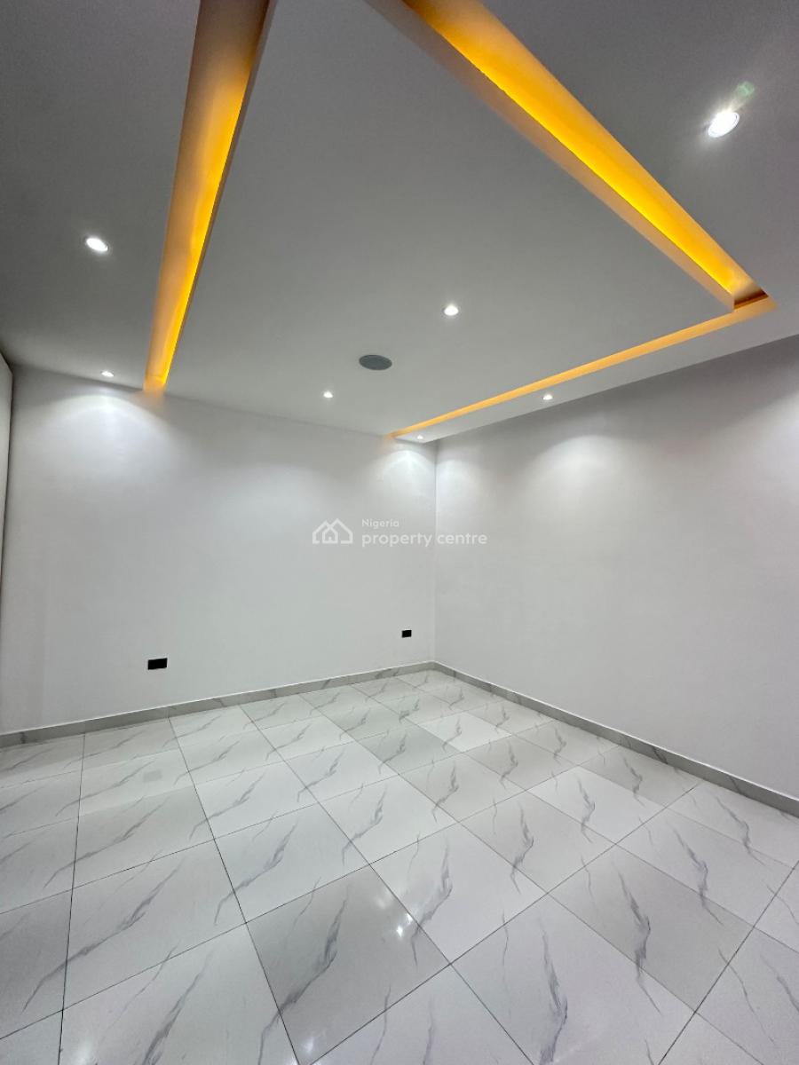Brand New Luxury Spacious 2 Bedroom, Lekki Phase 1, Lekki, Lagos, Flat / Apartment for Sale