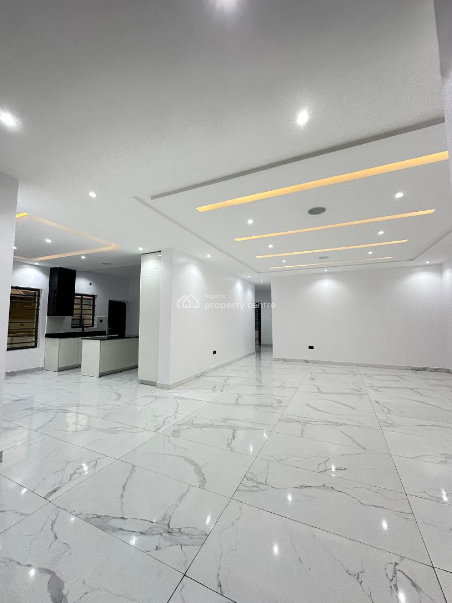 Brand New Luxury Spacious 2 Bedroom, Lekki Phase 1, Lekki, Lagos, Flat / Apartment for Sale