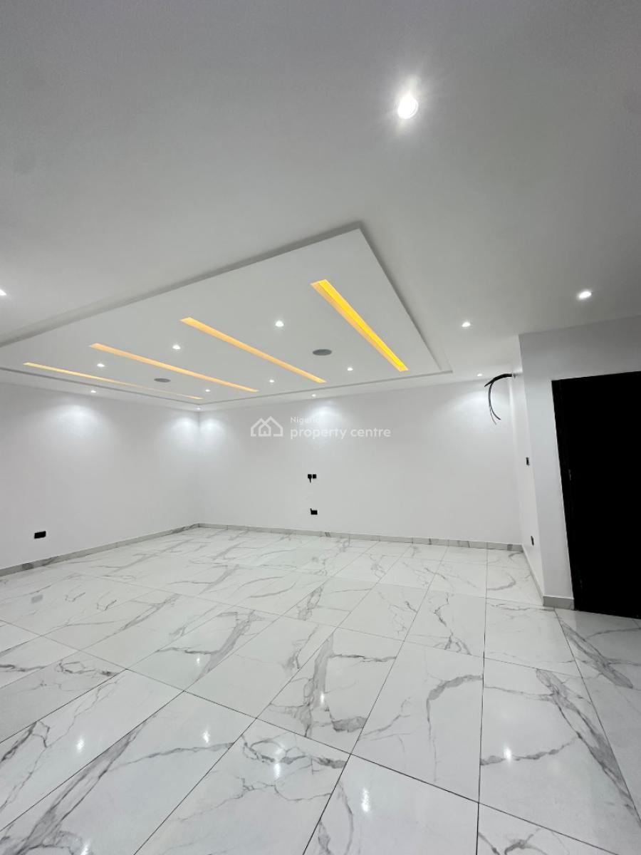 Brand New Luxury Spacious 2 Bedroom, Lekki Phase 1, Lekki, Lagos, Flat / Apartment for Sale
