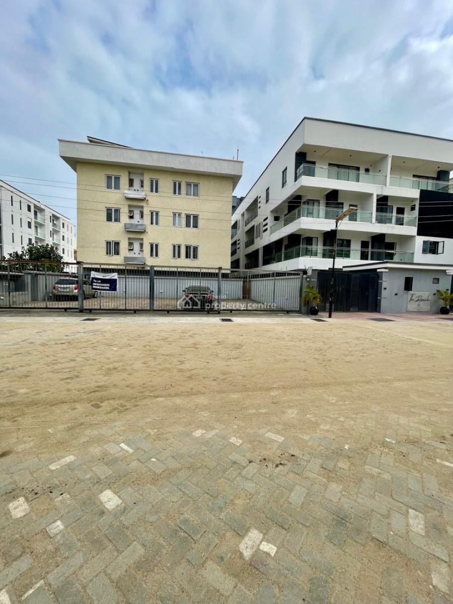Beautiful 3 Bedroom Upstairs, Ikate, Lekki, Lagos, Flat / Apartment for Rent