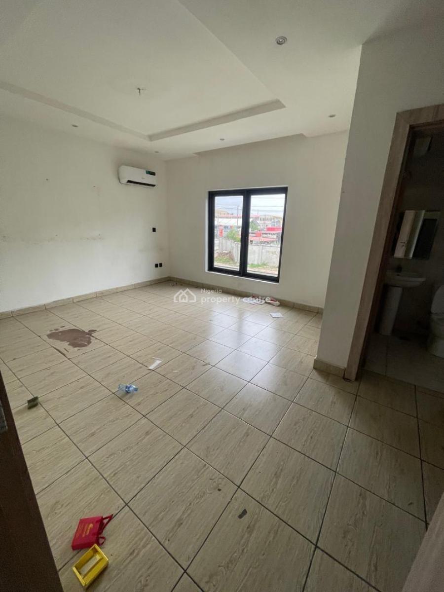 4 Bedroom Terrace, Lekki Phase 1, Lekki, Lagos, Terraced Duplex for Rent