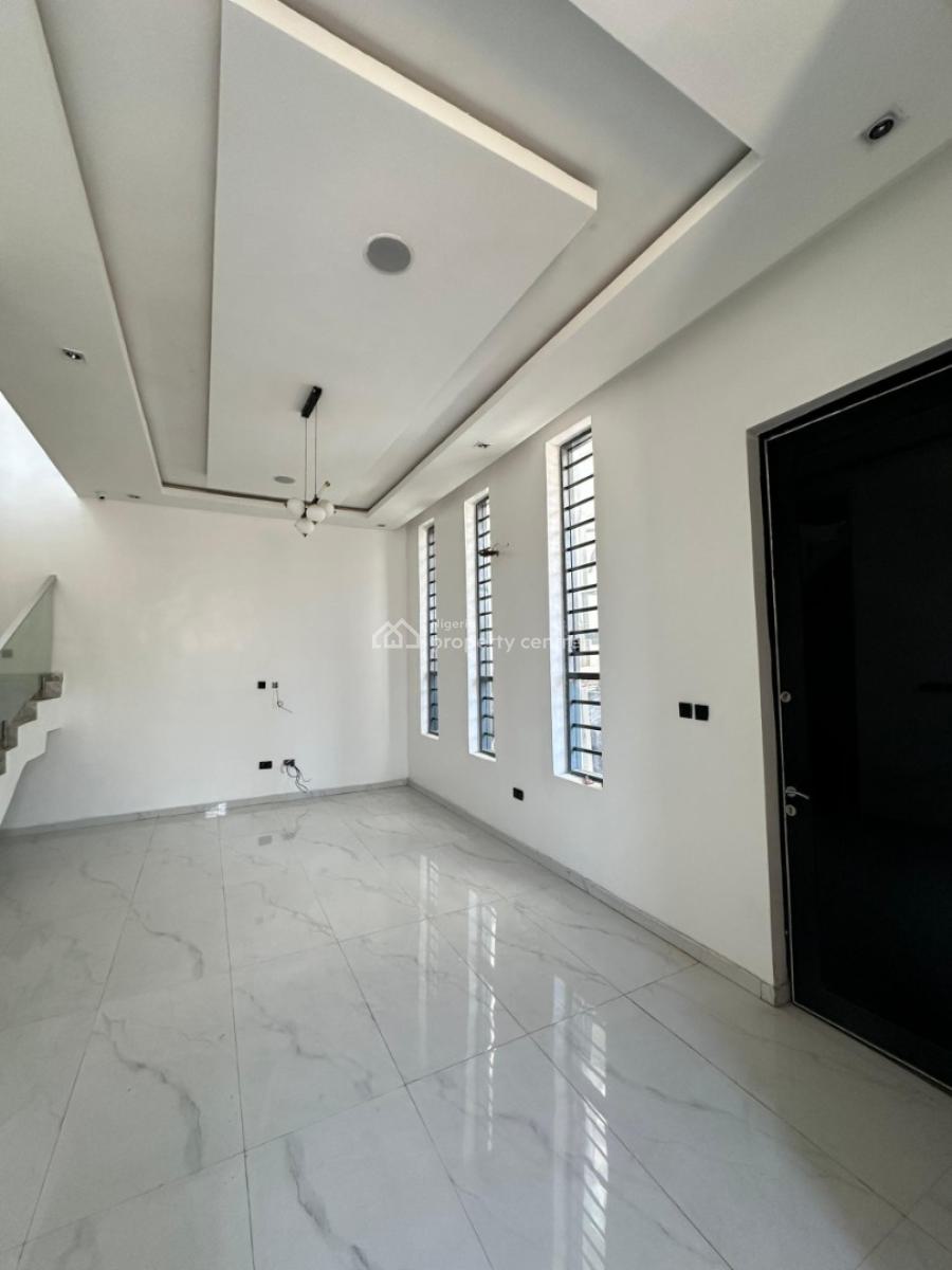 Elegant 4-bedroom Semi-detached Duplex with Bq, Lekki, Lagos, Semi-detached Duplex for Sale