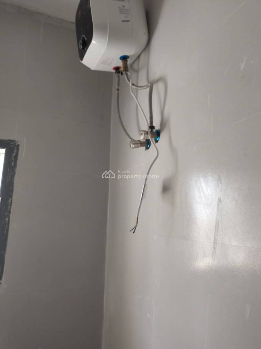 Sharp Clean 3 Bedroom Apartment, Orchid Roundabout Lekki Eti-osa, Lekki, Lagos, Flat / Apartment for Rent