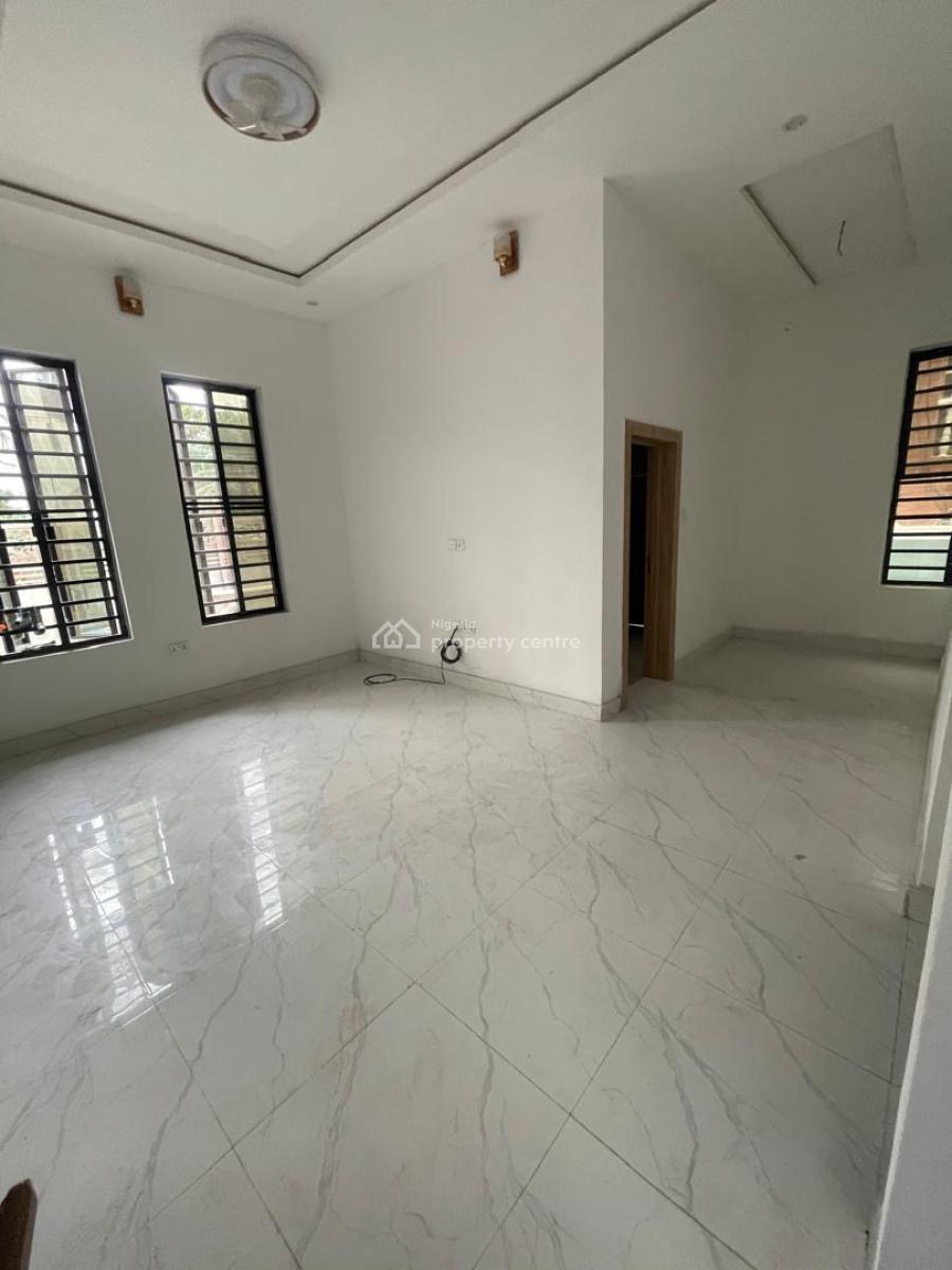 Beautiful 2 Bedroom, Ologolo, Lekki, Lagos, Flat / Apartment for Rent
