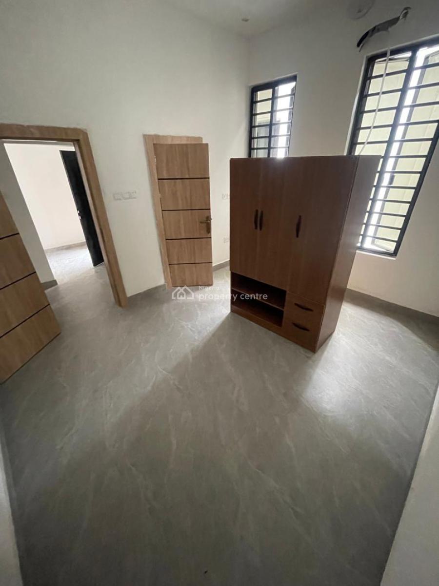 Beautiful 2 Bedroom, Ologolo, Lekki, Lagos, Flat / Apartment for Rent