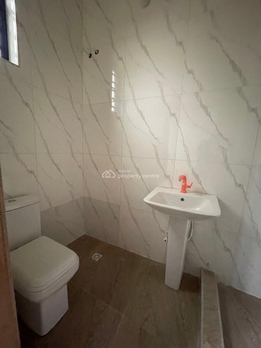 Beautiful 2 Bedroom, Ologolo, Lekki, Lagos, Flat / Apartment for Rent