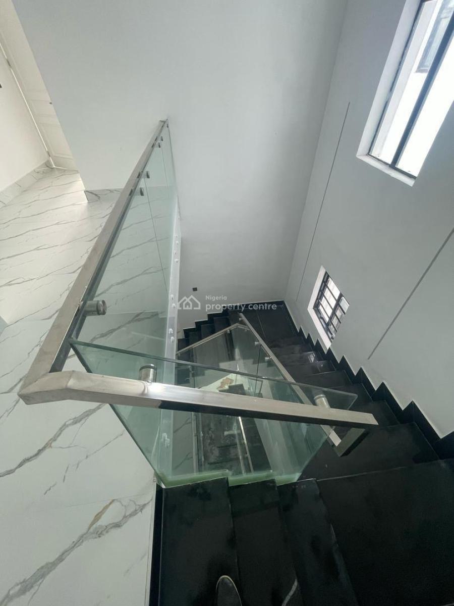 5bedroom Duplex, Lekki Phase1, Lekki, Lagos, Flat / Apartment for Rent