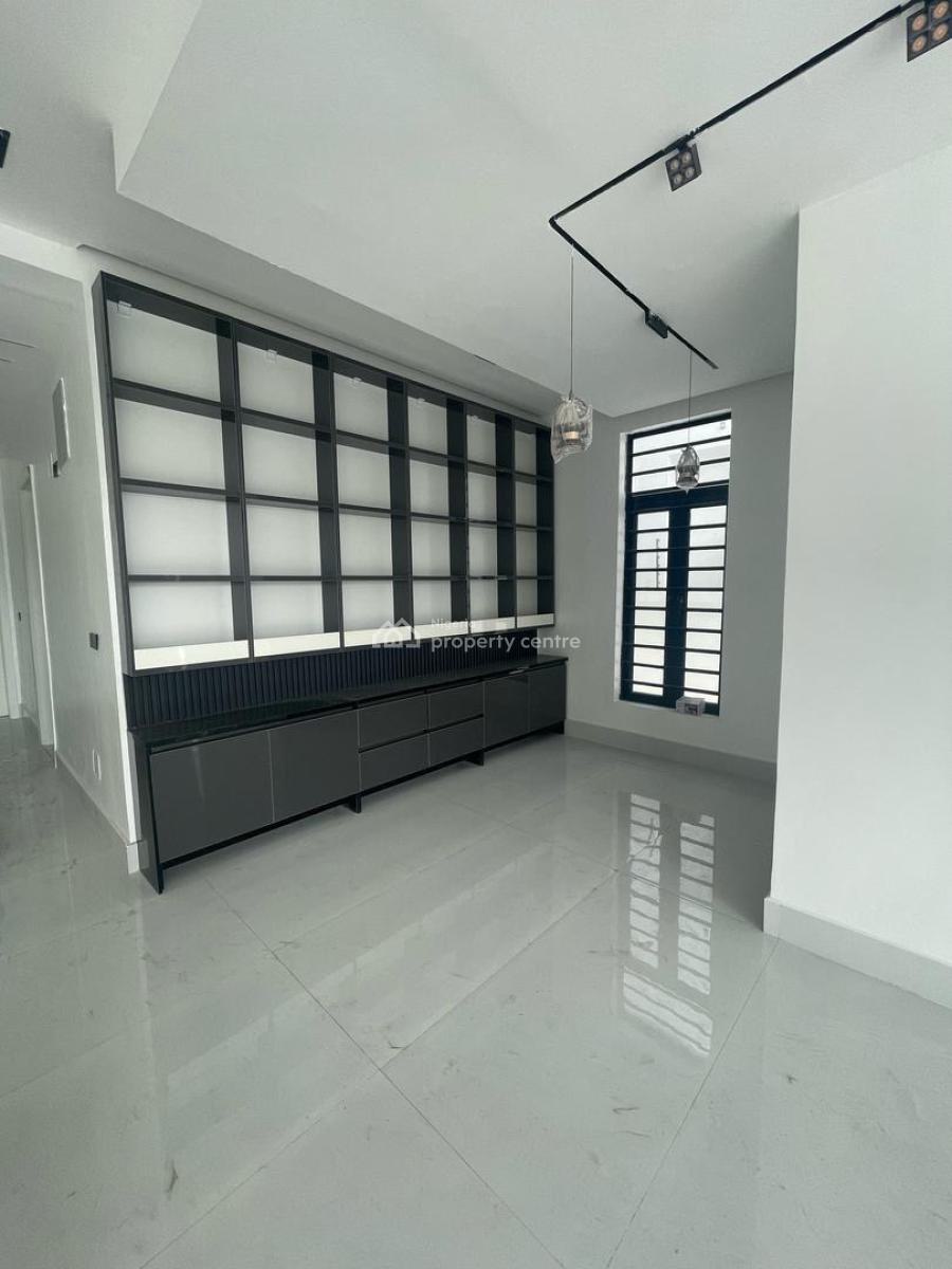 5bedroom Duplex, Lekki Phase1, Lekki, Lagos, Flat / Apartment for Rent