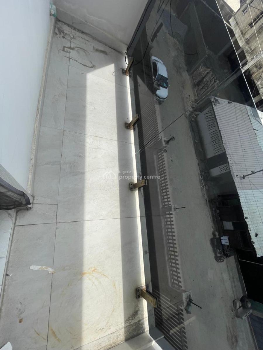 Beautiful Two Bedroom, Ilasan, Lekki, Lagos, Flat / Apartment for Rent
