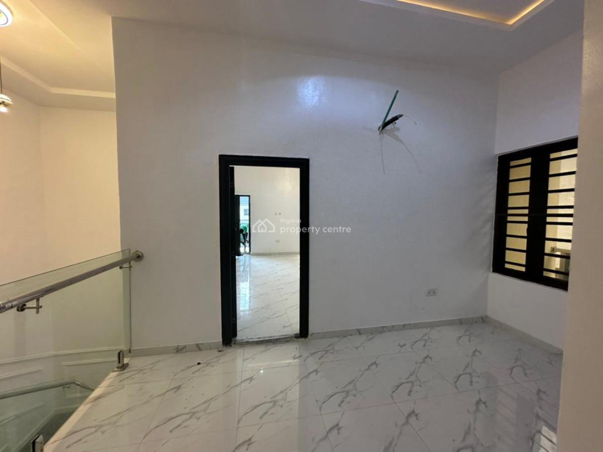 Luxury 4 Bedroom Semi Detached Duplex with 2 Mini Self Contained, Awoyaya, Lakowe, Ibeju Lekki, Lagos, Semi-detached Duplex for Sale