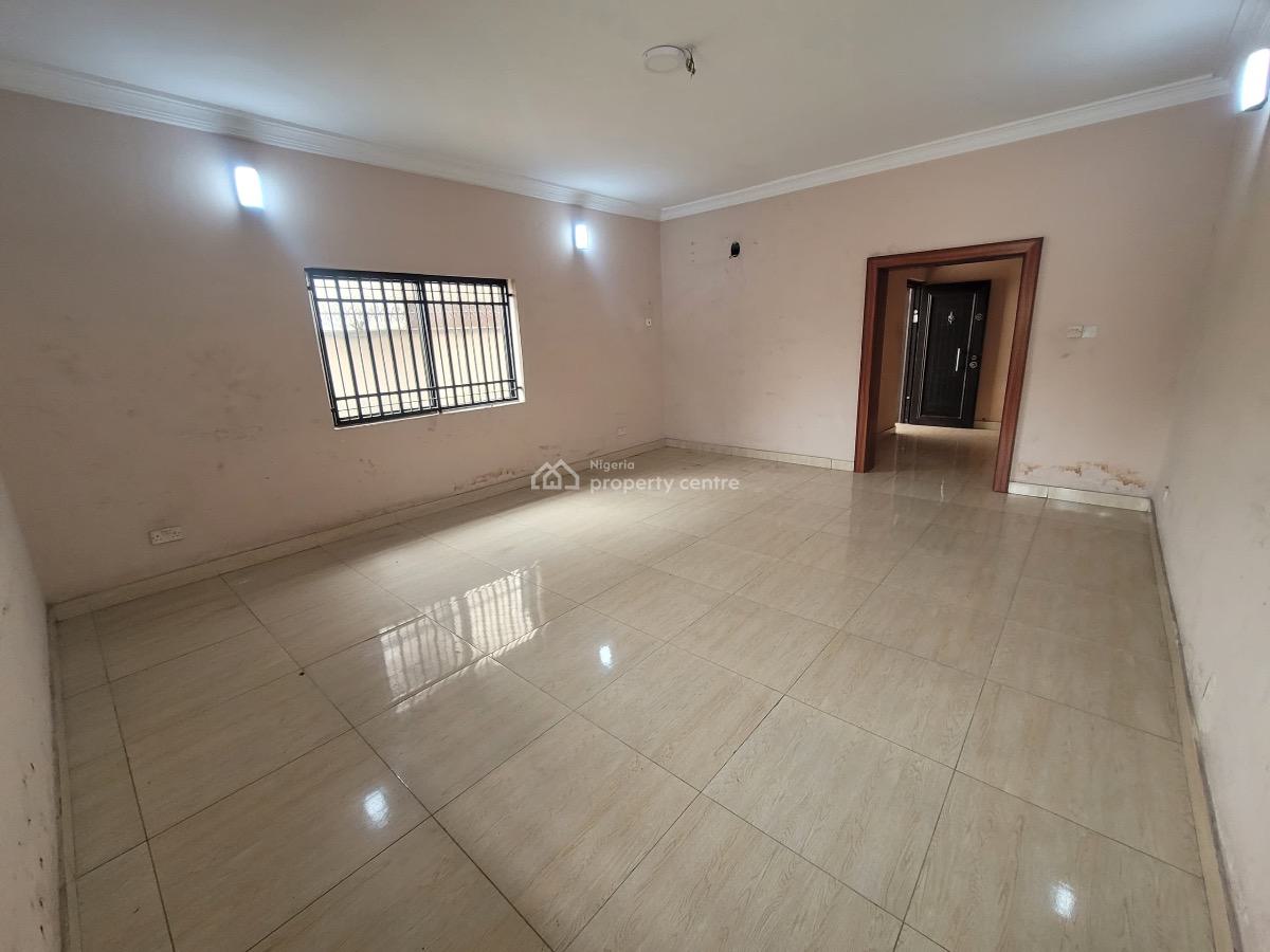 Prime 4-bedroom Semi-detached Duplex with Bq in Lekki Phase 1 --- Ideal, Lekki Phase 1, Lekki, Lagos, Semi-detached Duplex for Rent