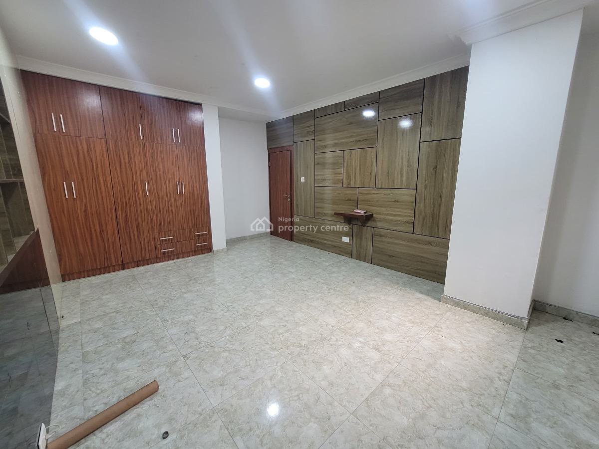 Prime 4-bedroom Semi-detached Duplex with Bq in Lekki Phase 1 --- Ideal, Lekki Phase 1, Lekki, Lagos, Semi-detached Duplex for Rent