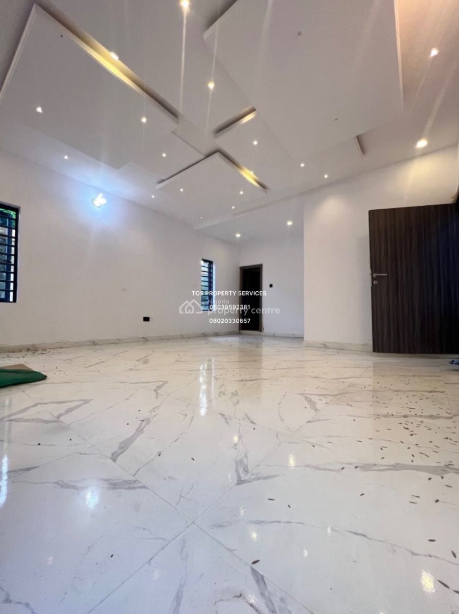 3 Bedroom Terrace Duplex & Bq, Off Herbert Macaulay Way, Yaba, Lagos, Terraced Duplex for Rent