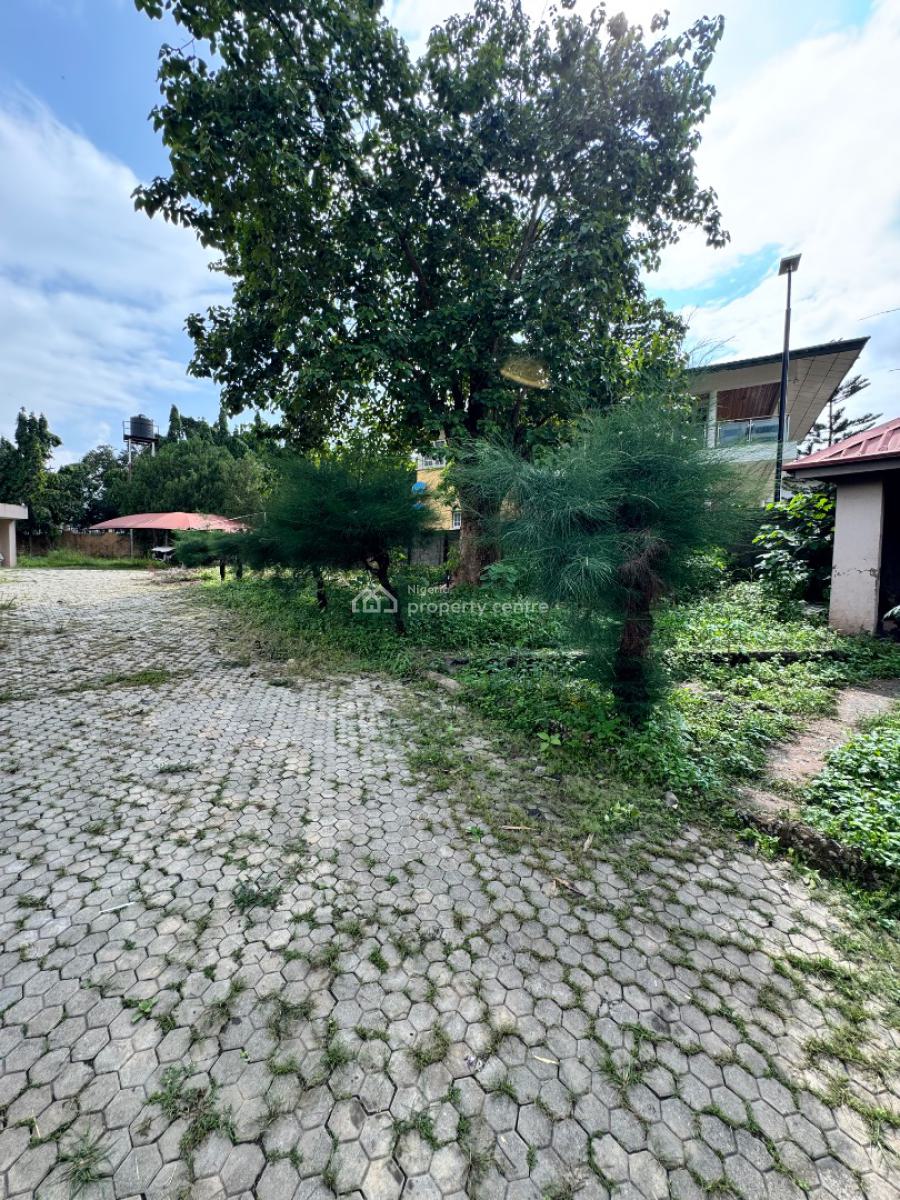 Strategically Located Commerical Property Along Major Road, Along Ademola Adetokunbo Crescent, Wuse 2, Abuja, Commercial Property for Sale