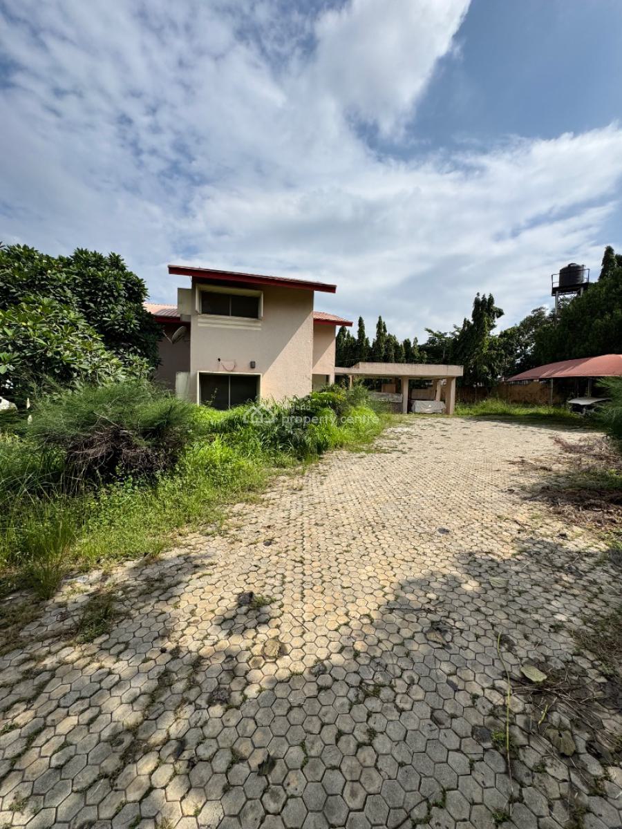 Strategically Located Commerical Property Along Major Road, Along Ademola Adetokunbo Crescent, Wuse 2, Abuja, Commercial Property for Sale