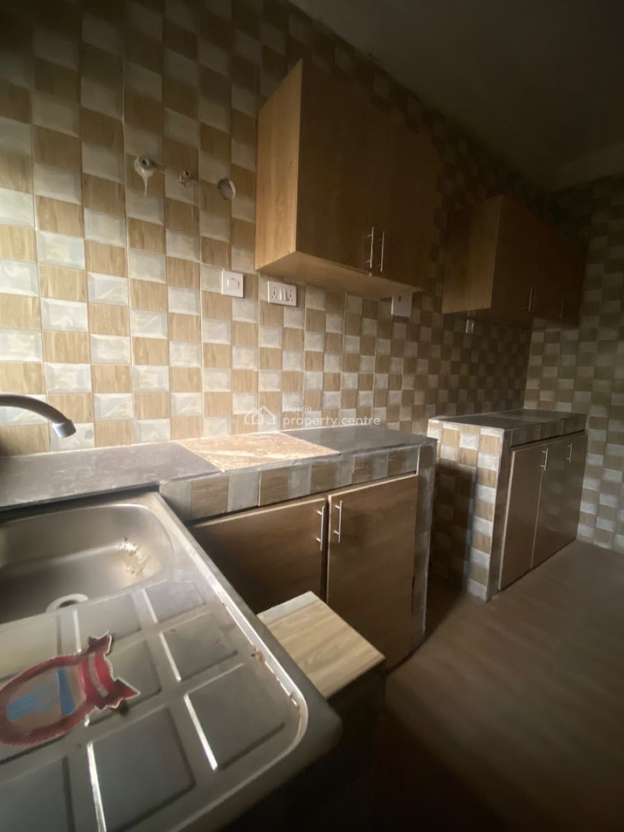 Very Spacious 3 Bedroom in a Secured Estate, an Estate Immediately After Lbs, Olokonla, Ajah, Lagos, Flat / Apartment for Rent