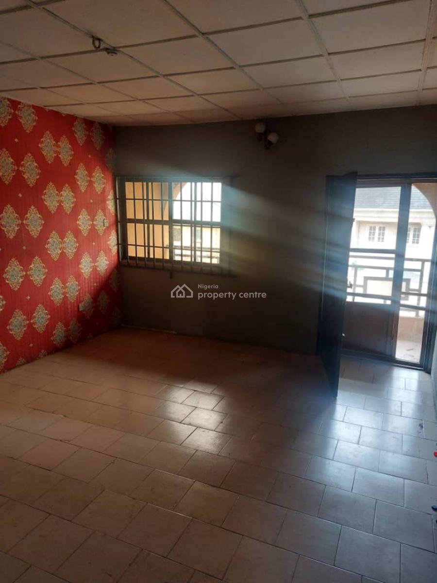 Decent 3 Bedroom Flat Apartment, Upstairs, Mercy Land Estate, Isheri Berger, Gra Phase 1, Magodo, Lagos, Flat / Apartment for Rent